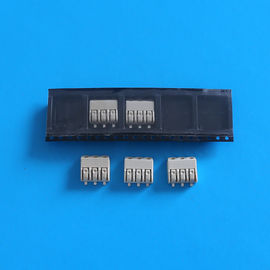China Passo dos conectores 4.0mm do diodo emissor de luz de Pólo SMD triplicar-se do Pin de Brown 3 com alojamento de PA66 UL94V-0 distribuidor